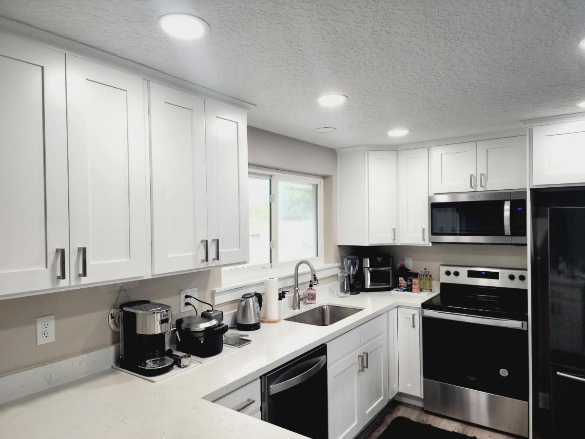 3 Bed 2 Bath Full Accessible Townhome In Heart Of Slc South Jordan Eksteriør bilde